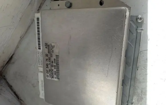 Mercedes-Benz E W210 ESP (stability system) control unit 