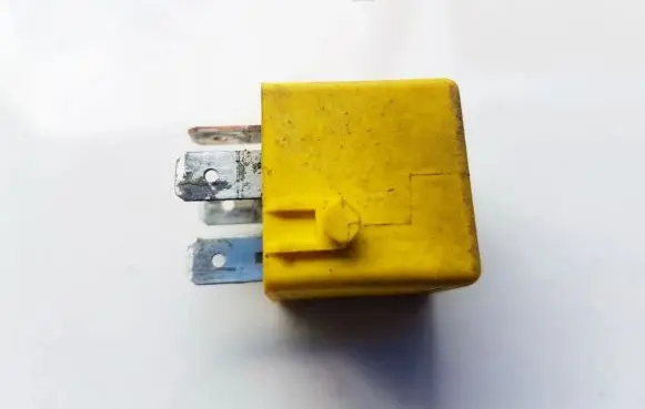 Mercedes-Benz S W220 Other relay A0025421419
