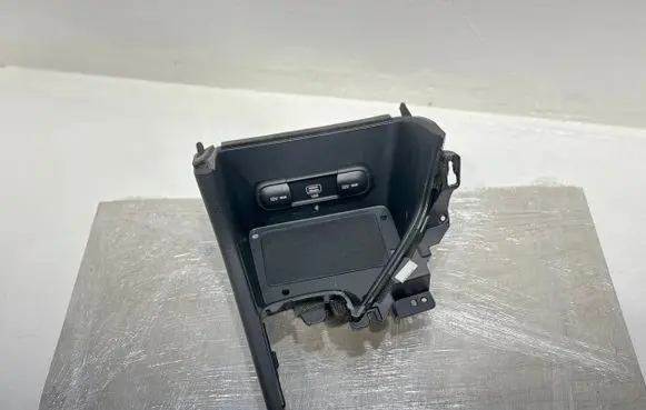 KIA Sportage 12 V Socket (front) 84680F1160WK 95660D9100