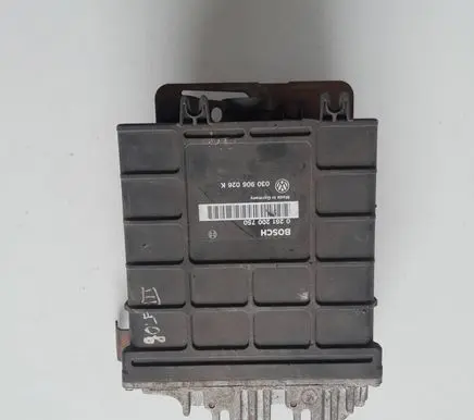 Volkswagen Golf III Engine control unit/module 0261200750 030906026K