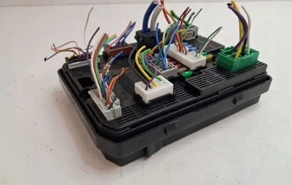 Nissan Qashqai J12 Central body control module 284B76RA2D
