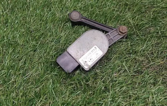 Volkswagen Touareg I Yaw turn rate sensor 4E0907503C 7L0616571D