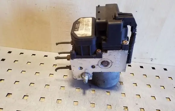 Toyota Corolla E120 E130 ABS Pump 0273004571 8954102030