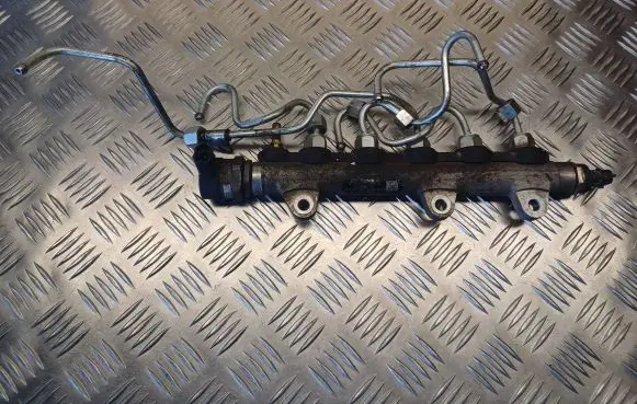 Renault Trafic II (X83) Fuel main line pipe 8200853678 0445214153 H8200426550