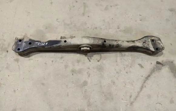 Audi Q7 4L Front subframe 