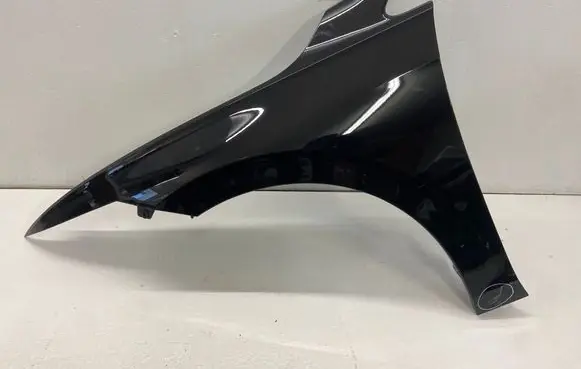 Volkswagen Golf VIII Fender 5H0821105F