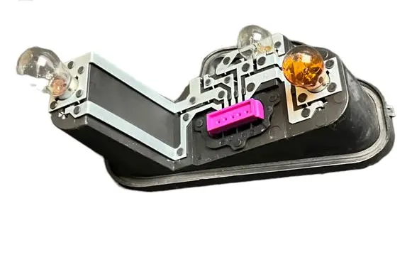 Renault Megane III Tail light bulb cover holder 89076124