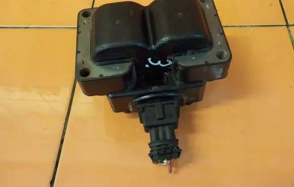 Rover Range Rover High voltage ignition coil 156R47923