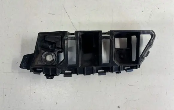 Volkswagen Tiguan Front bumper mounting bracket 5N0807183D