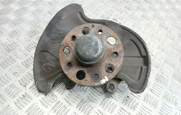 Mercedes-Benz C W203 Front wheel hub spindle knuckle