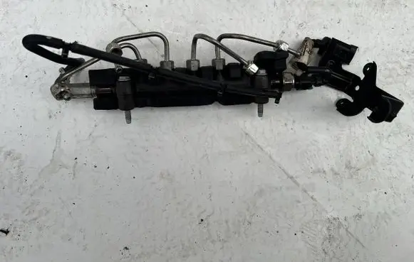 Opel Astra K Fuel main line pipe