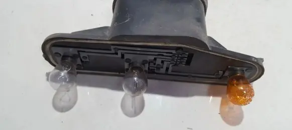 Renault Espace III Tail light bulb cover holder