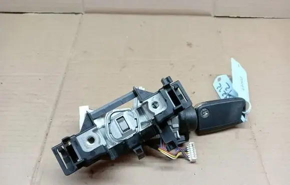Volkswagen Golf VII Ignition lock 5Q0905865A 409565 110720141438