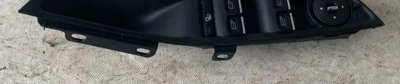 Ford Focus Electric window control switch AM5T14A132DB