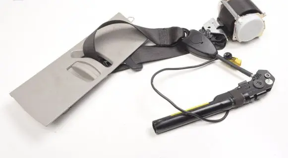 Opel Meriva B Front seatbelt 13305707