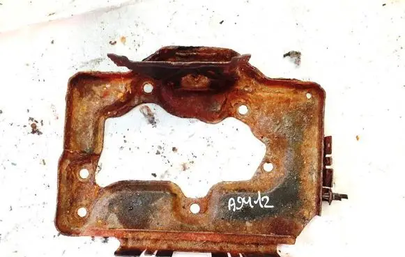 Opel Vectra B Battery box tray 