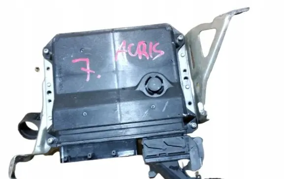 Toyota Auris 150 Engine control unit/module 8966102E71