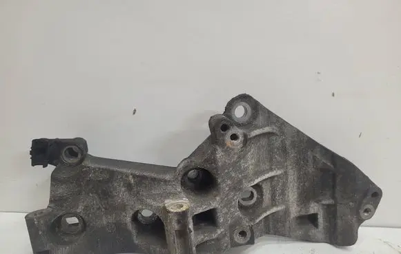 Generator/alternator bracket