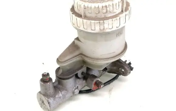 Mitsubishi Colt Master brake cylinder