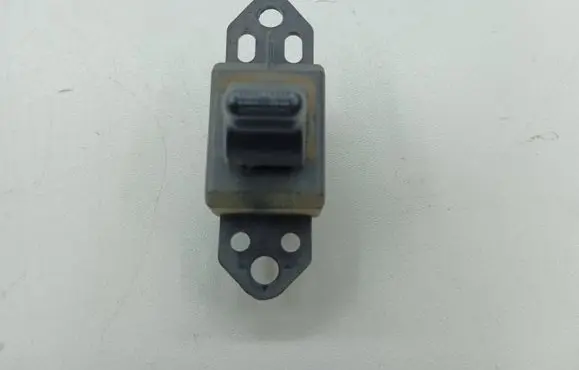 Chrysler Voyager Electric window control switch 04685727AB