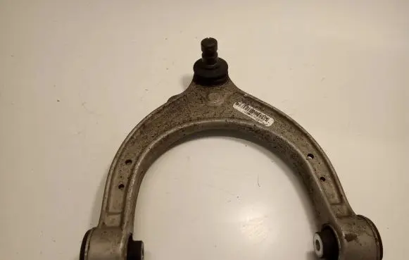 BMW 5 G30 G31 Front lower control arm/wishbone Ql686118502