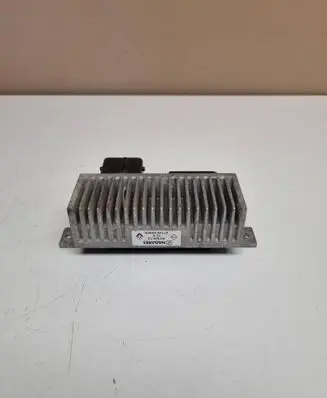 Nissan Qashqai Glow plug pre-heat relay 271206395R