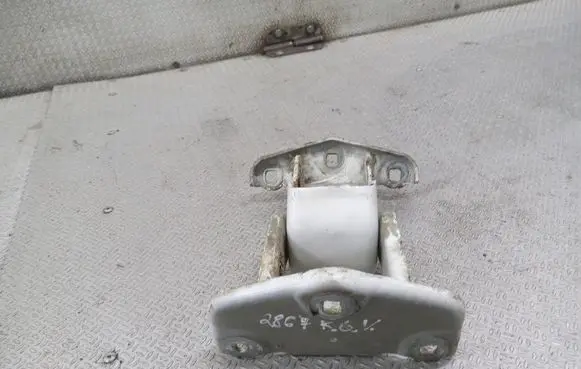 Opel Vivaro Loading door upper hinge 312304K