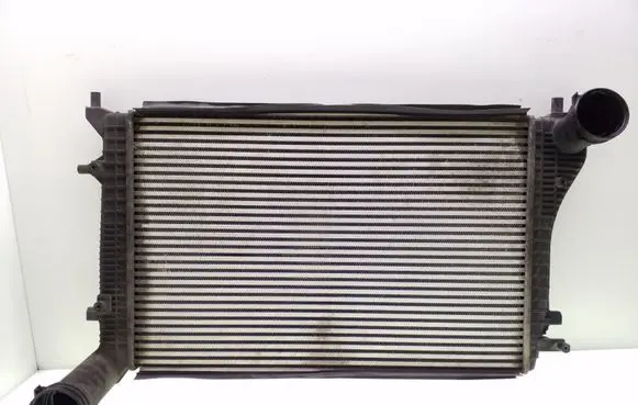 Audi A4 S4 B7 8E 8H Intercooler radiator 1K0145803H