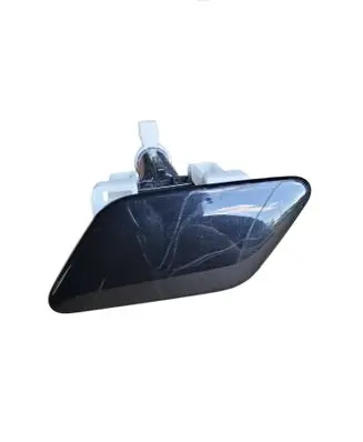 Headlight washer spray nozzle