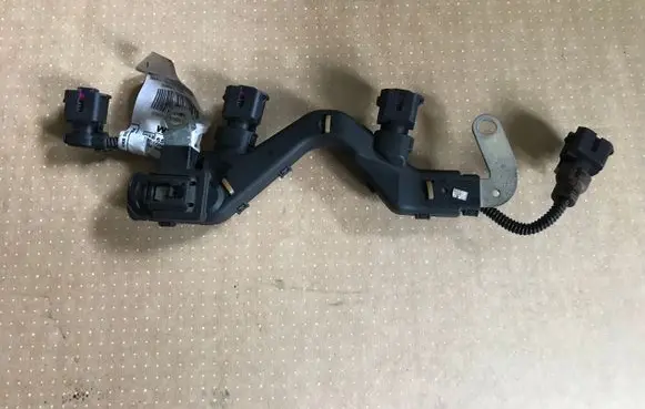Opel Astra J Fuel injector wires 55580911