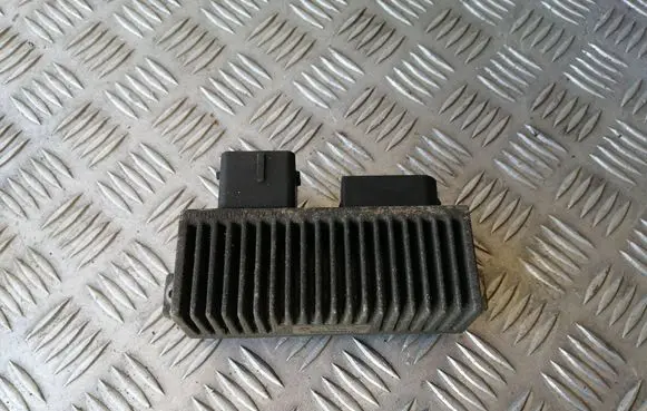 Renault Master III Glow plug pre-heat relay 8200558438A RCSC12