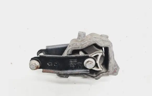 Engine mount bracket