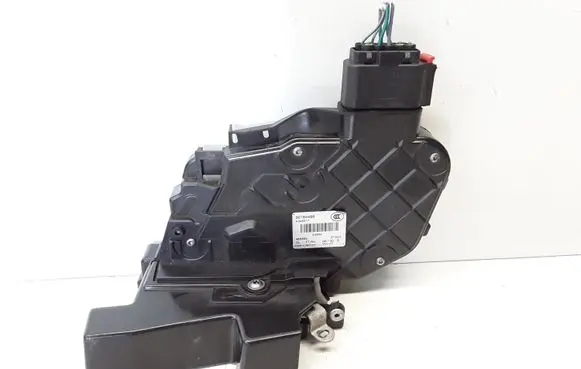 Volvo S80 Front door lock 30784486