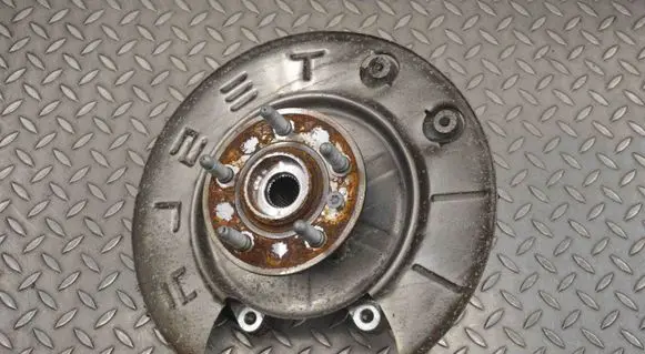 Tesla Model S Rear wheel hub