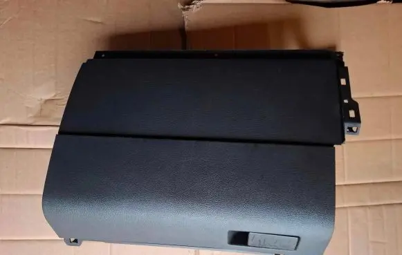 Volkswagen Touran I Glove box 1T1857101A
