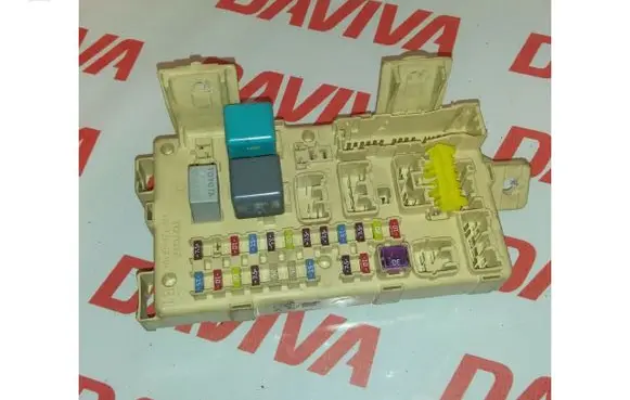 Toyota Corolla E110 Fuse box set 89221-0F020