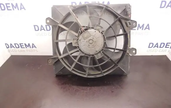 Toyota Avensis T220 Electric radiator cooling fan 3135103199 D206