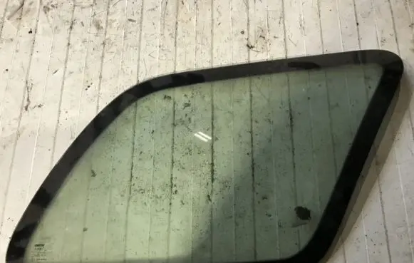 Fiat Palio Rear side window