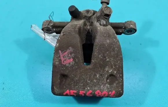 Toyota Corolla Verso E121 Rear brake caliper IMPRK1556802