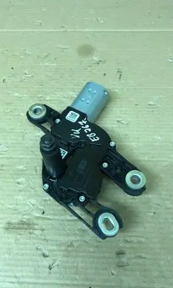 Volkswagen Golf VII Rear window wiper motor 5G0955711