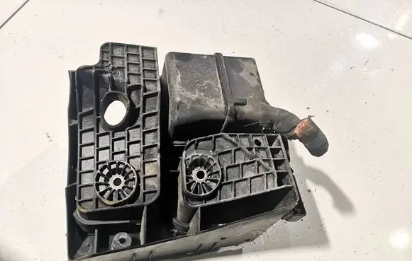 Volkswagen PASSAT B6 Fuse box set 1K0907361