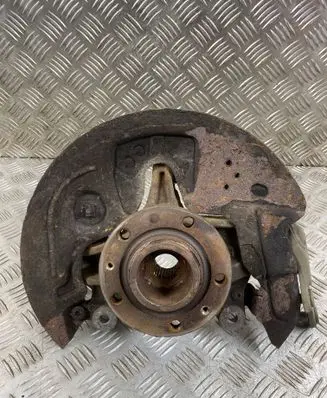Peugeot 3008 II Front wheel hub spindle knuckle