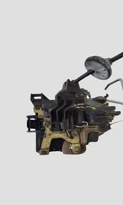 Volkswagen Caddy Front door lock