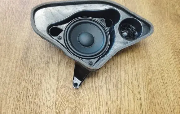 BMW X3 G01 Parcel shelf speaker 6811963 6813104 6809632