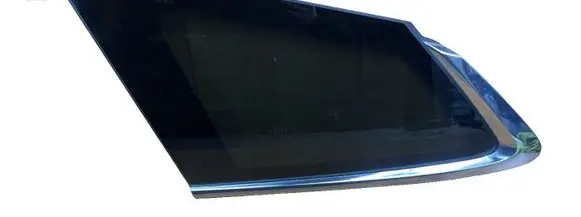 Buick Enclave II Rear side window 84402101