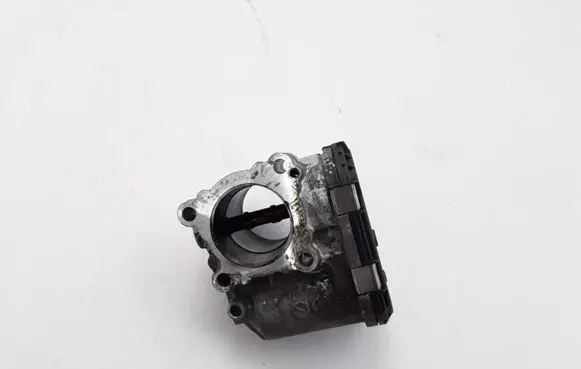 Opel Vivaro Throttle valve 8200330810
