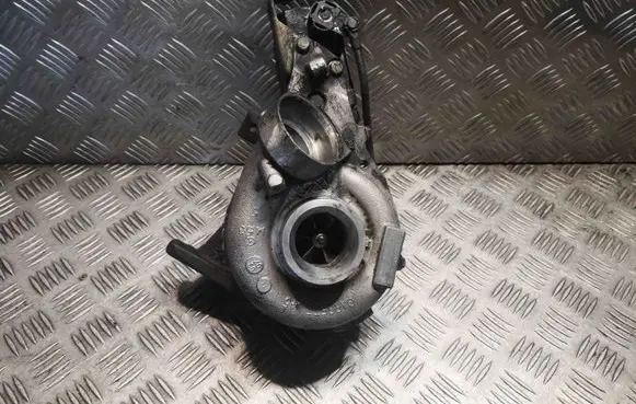 Mercedes-Benz E W211 Turbo A6460960499 6460960499