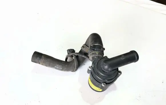 Audi A6 S6 C6 4F Webasto circulation pump for autonomous heater 9005470E