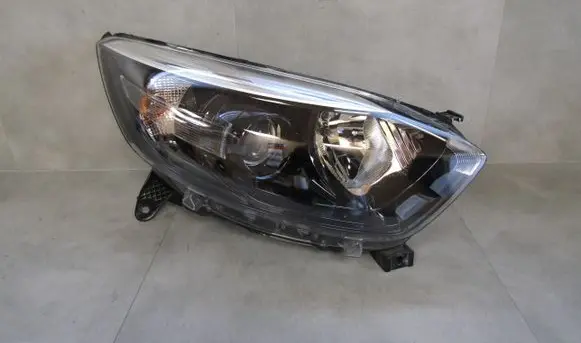 Renault Captur Headlight/headlamp 26010334R 030128120200 S060251090513