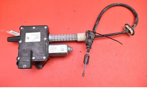 Handbrake/parking brake lever assembly